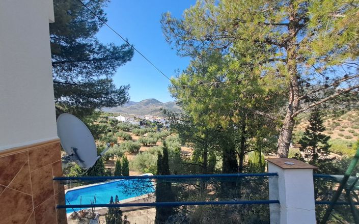 Image No.35-2 Bed House for sale