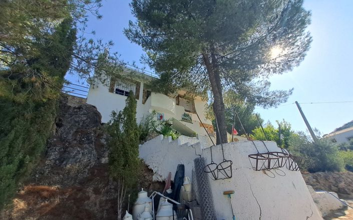 Image No.41-2 Bed House for sale