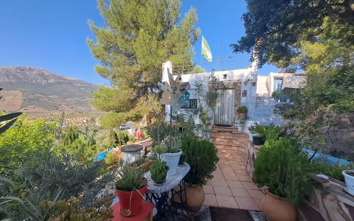 Image No.6-2 Bed House for sale