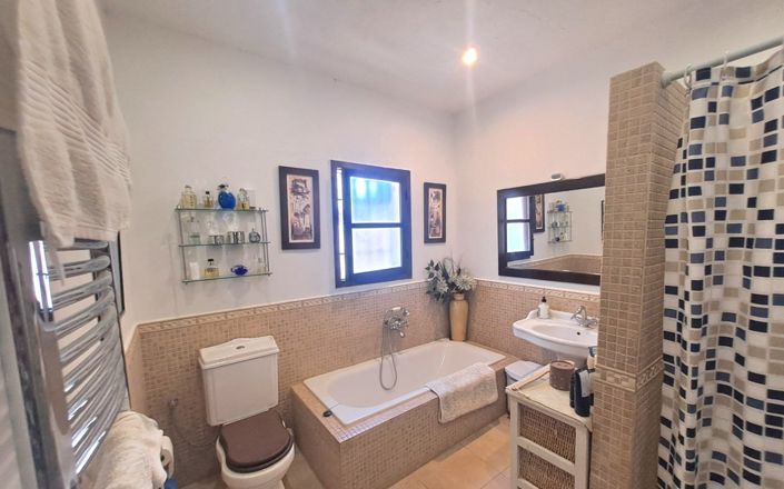 Image No.26-Maison de 7 chambres à vendre à Iznájar