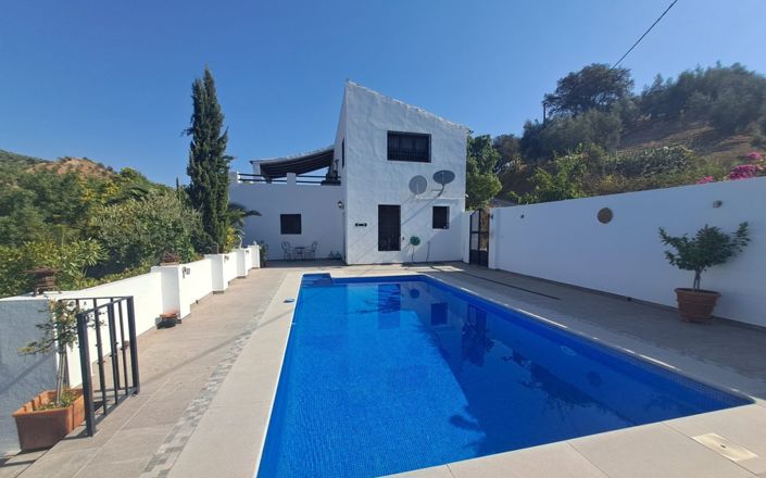 Image No.6-Maison de 7 chambres à vendre à Iznájar