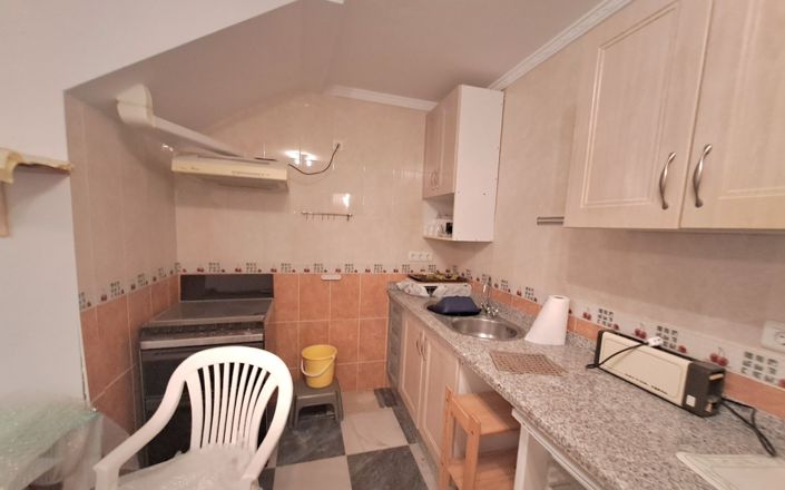 Image No.38-5 Bed House for sale