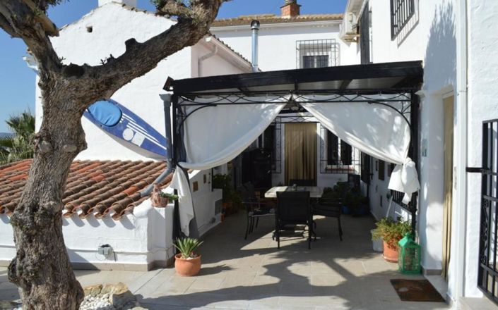 Image No.11-6 Bed House for sale