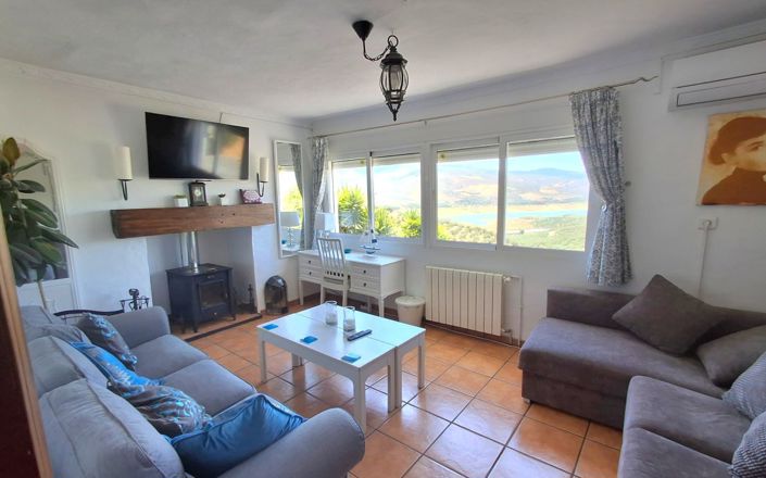 Image No.43-6 Bed House for sale