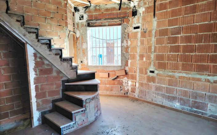 Image No.11-House for sale