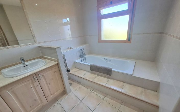 Image No.13-Maison de 6 chambres à vendre à Iznájar