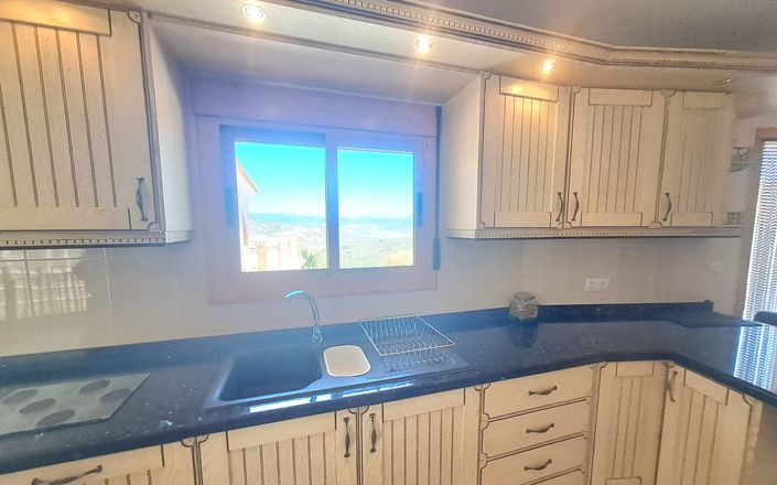 Image No.23-Maison de 6 chambres à vendre à Iznájar