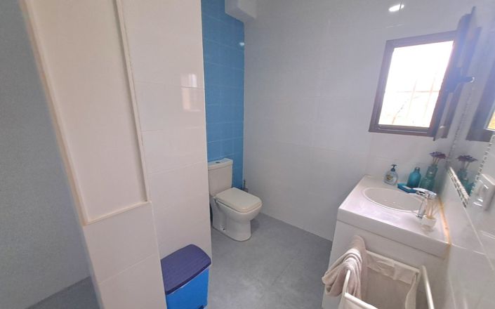 Image No.49-7 Bed House for sale