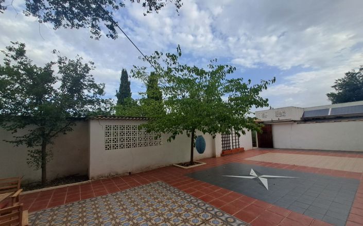 Image No.7-7 Bed House for sale