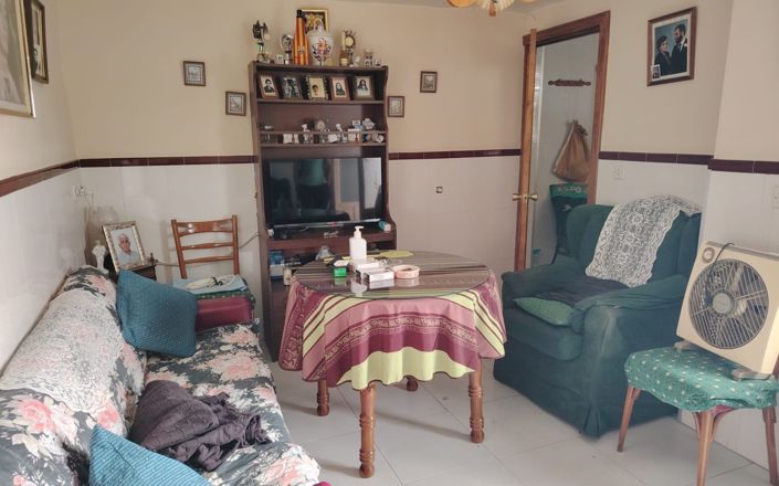 Image No.8-4 Bed House for sale