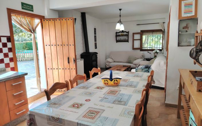 Image No.21-5 Bed House for sale