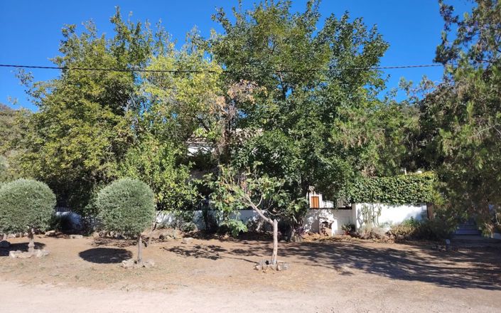 Image No.8-5 Bed House for sale