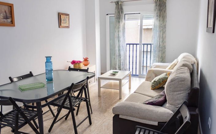 Image No.2-3 Bed House for sale