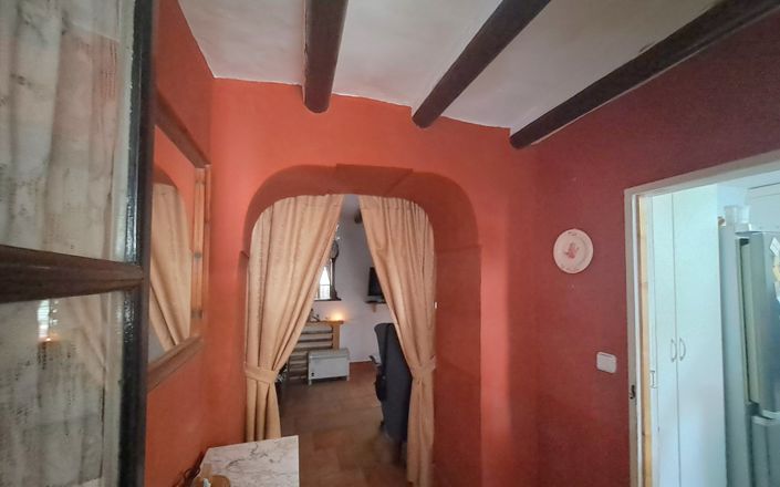 Image No.3-5 Bed House for sale