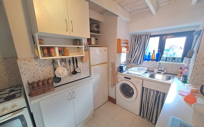 Image No.38-5 Bed House for sale