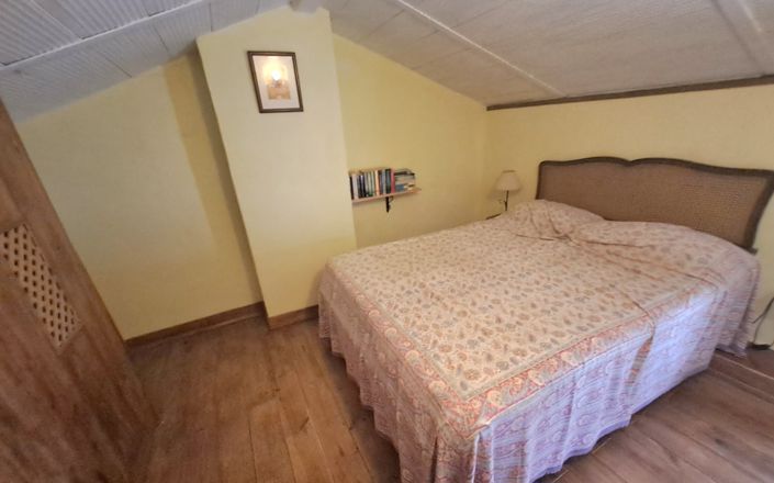 Image No.44-5 Bed House for sale