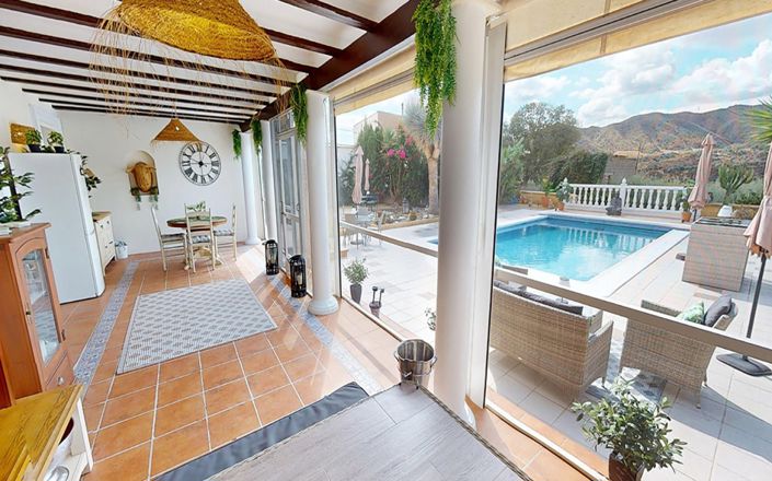 Image No.14-3 Bed House for sale