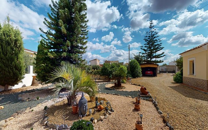 Image No.4-3 Bed House for sale