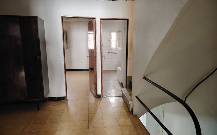 Image No.15-4 Bed House for sale