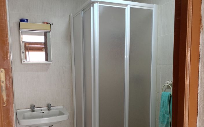 Image No.34-2 Bed House for sale