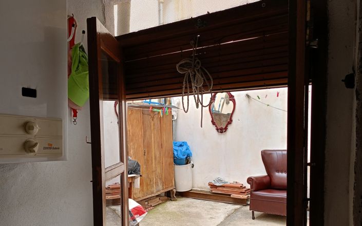 Image No.37-2 Bed House for sale