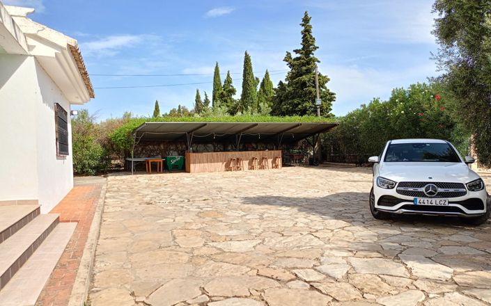 Image No.6-3 Bed House for sale