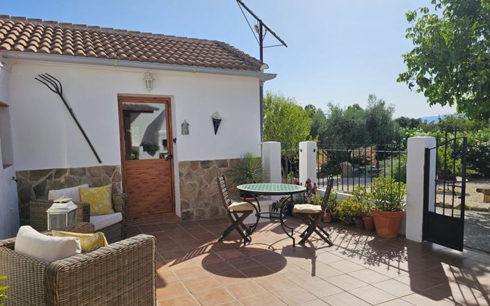 Image No.13-4 Bed House for sale