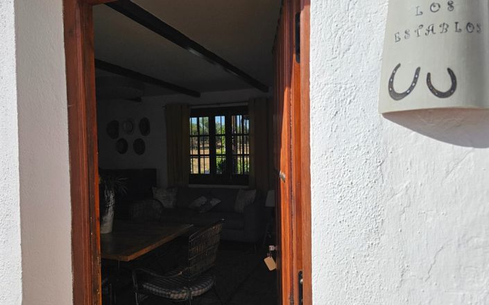 Image No.16-4 Bed House for sale