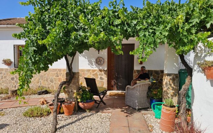 Image No.35-4 Bed House for sale