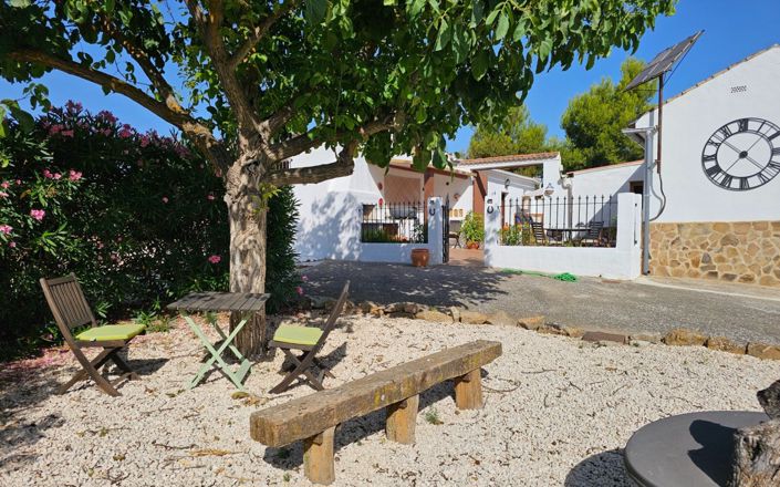 Image No.7-4 Bed House for sale