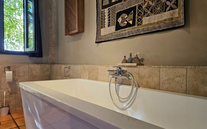 Image No.35-5 Bed House for sale