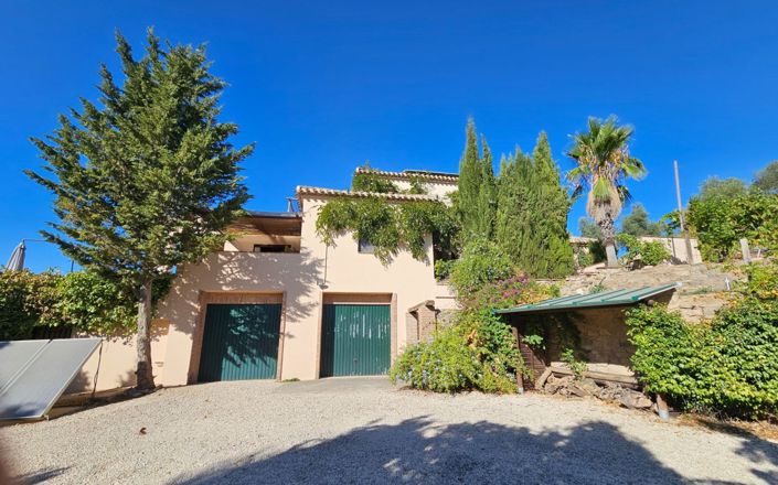 Image No.6-5 Bed House for sale