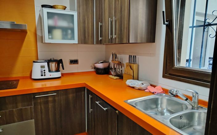 Image No.10-3 Bed House for sale