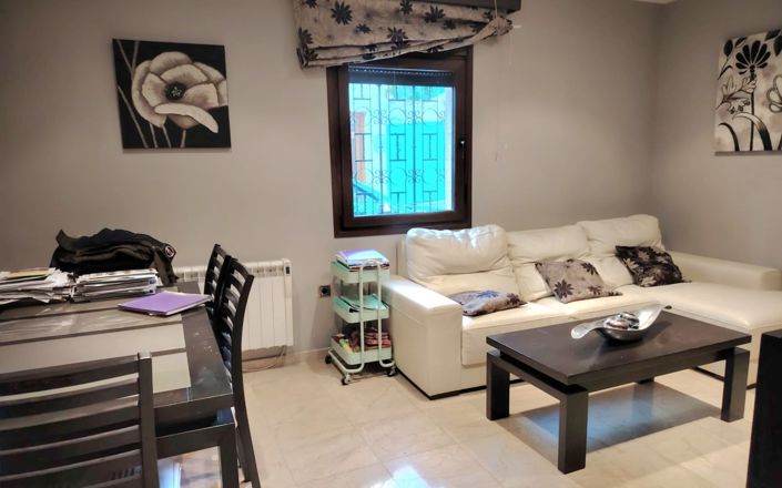 Image No.5-3 Bed House for sale