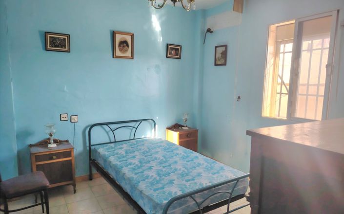 Image No.20-4 Bed House for sale