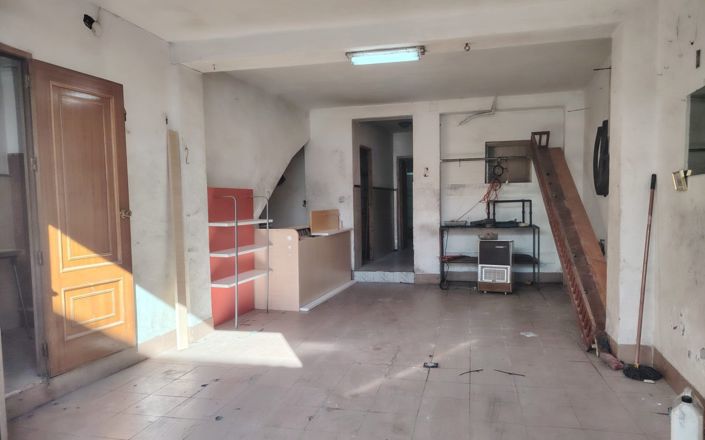 Image No.3-4 Bed House for sale