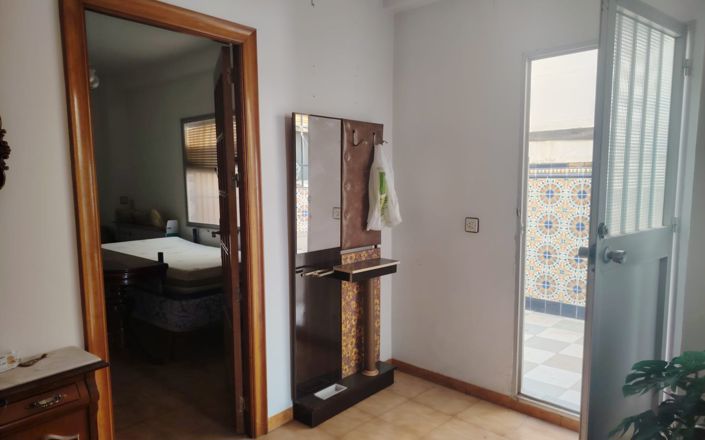 Image No.9-4 Bed House for sale