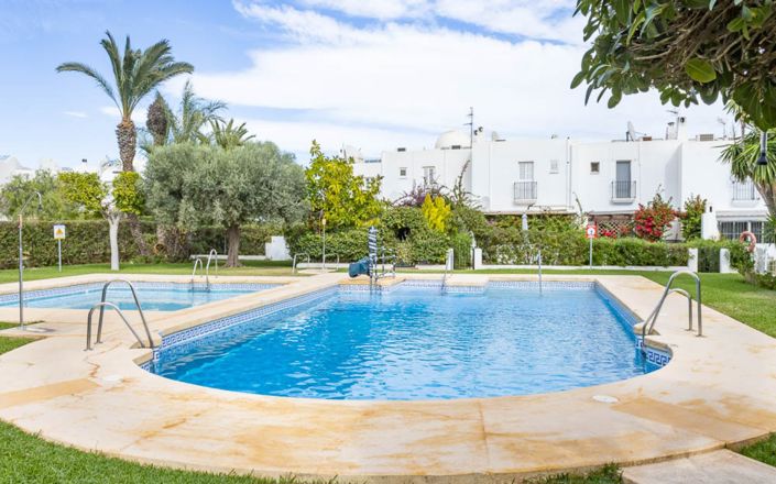 Image No.50-4 Bed House for sale