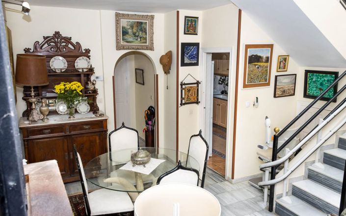 Image No.9-4 Bed House for sale