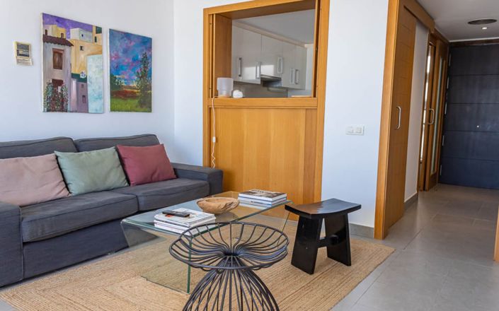 Image No.11-3 Bed House for sale