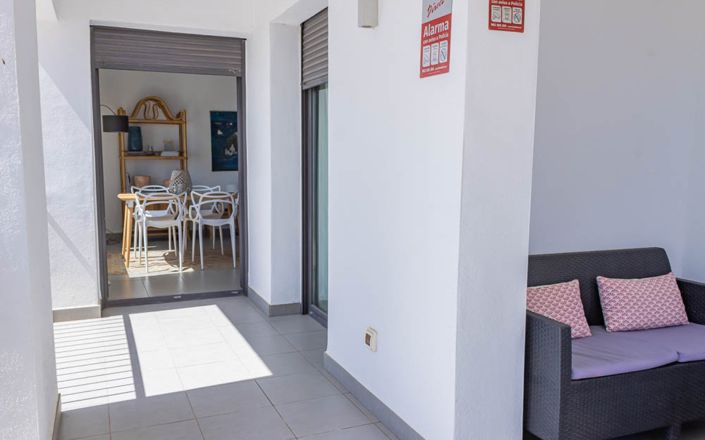 Image No.15-3 Bed House for sale