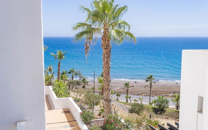 Image No.16-3 Bed House for sale