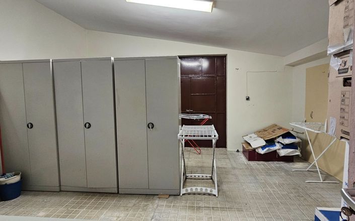 Image No.10-4 Bed House for sale