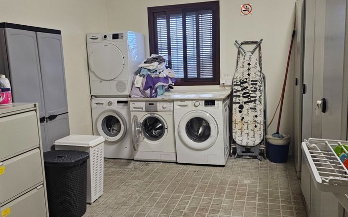 Image No.11-4 Bed House for sale