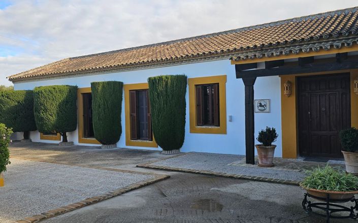 Image No.5-4 Bed House for sale