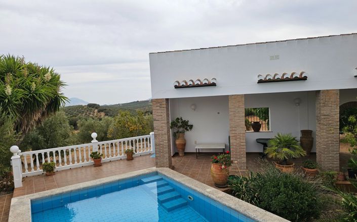 Image No.11-3 Bed House for sale