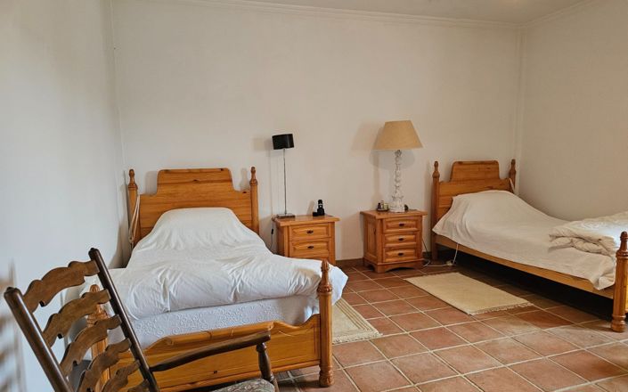 Image No.26-3 Bed House for sale