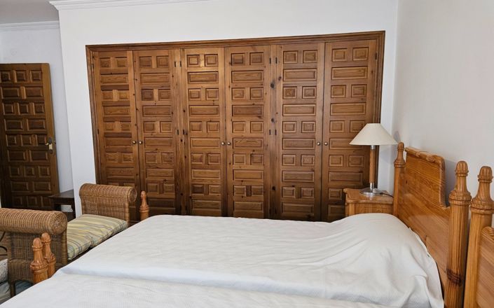 Image No.33-3 Bed House for sale