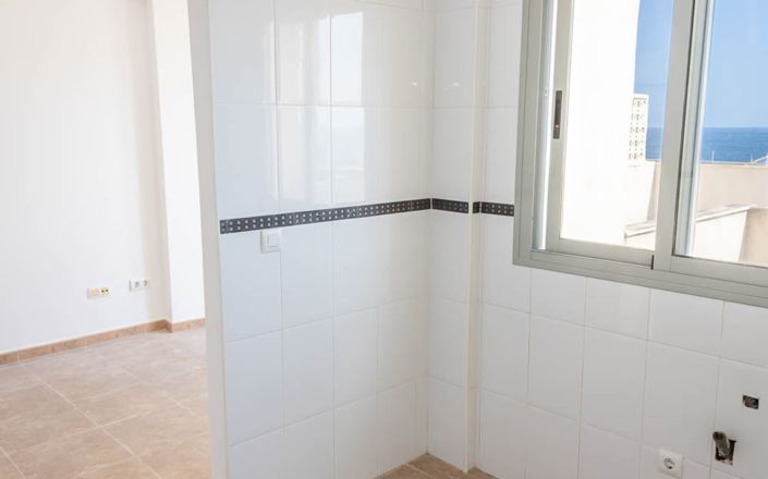 Image No.10-2 Bed House for sale