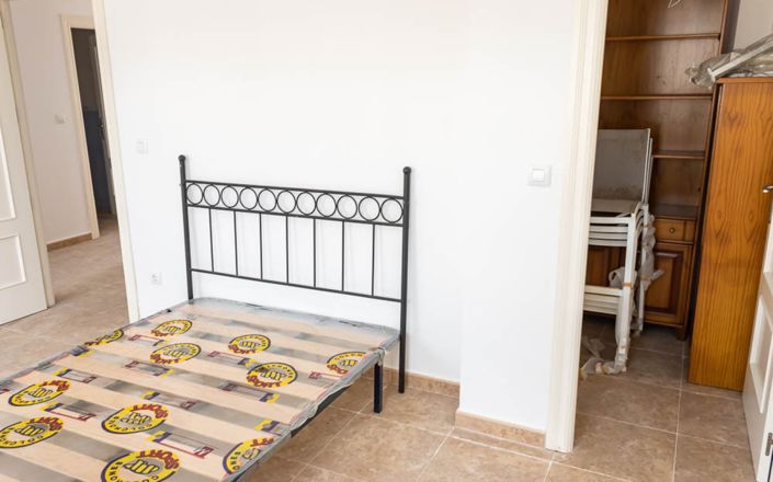 Image No.15-2 Bed House for sale